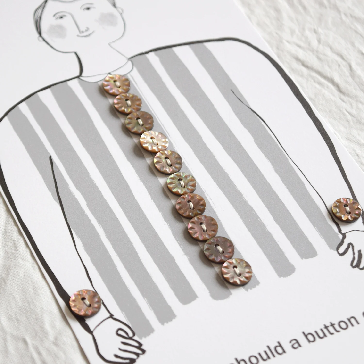 4nov Shell Buttons [Round Black-lip Shell / 10mm] LPS-074 - Image 3