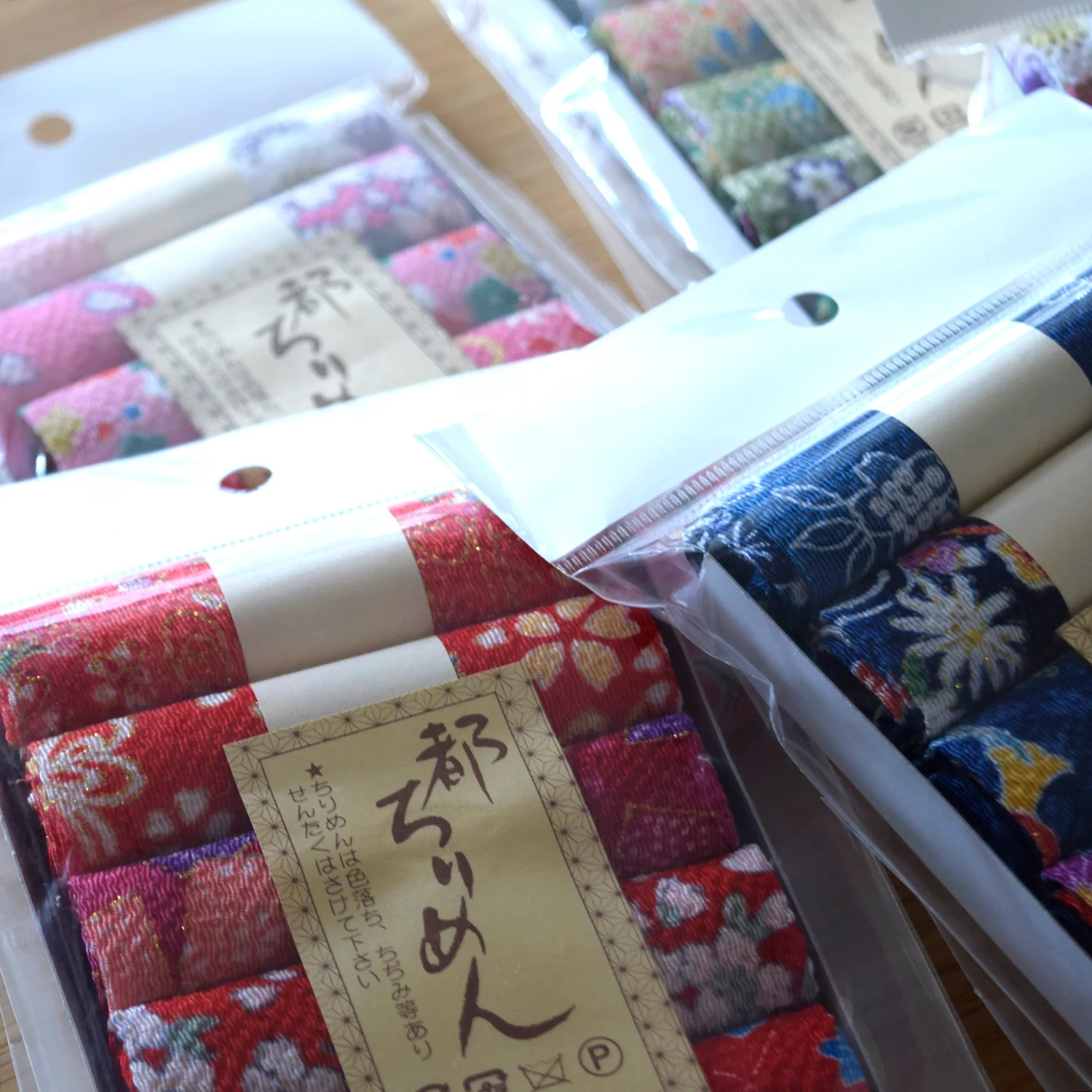 Chirimen Mini Cloth Pack - Floral Patterns - Image 2