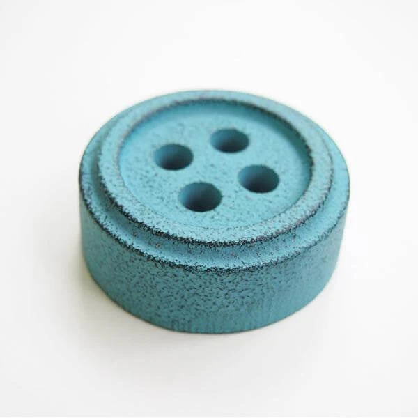 Cohana Cast Iron Paperweight - Image 10