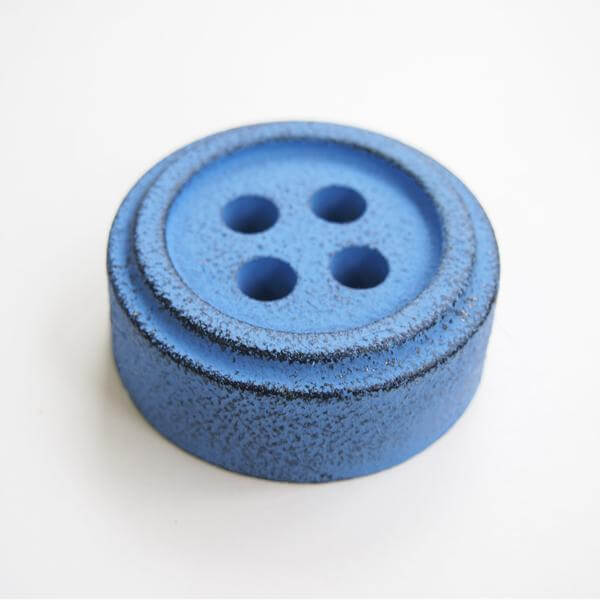 Cohana Cast Iron Paperweight - Image 12