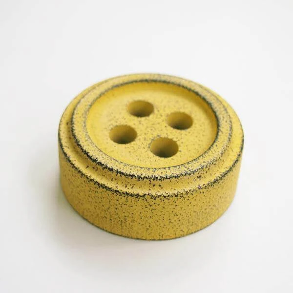 Cohana Cast Iron Paperweight - Image 4