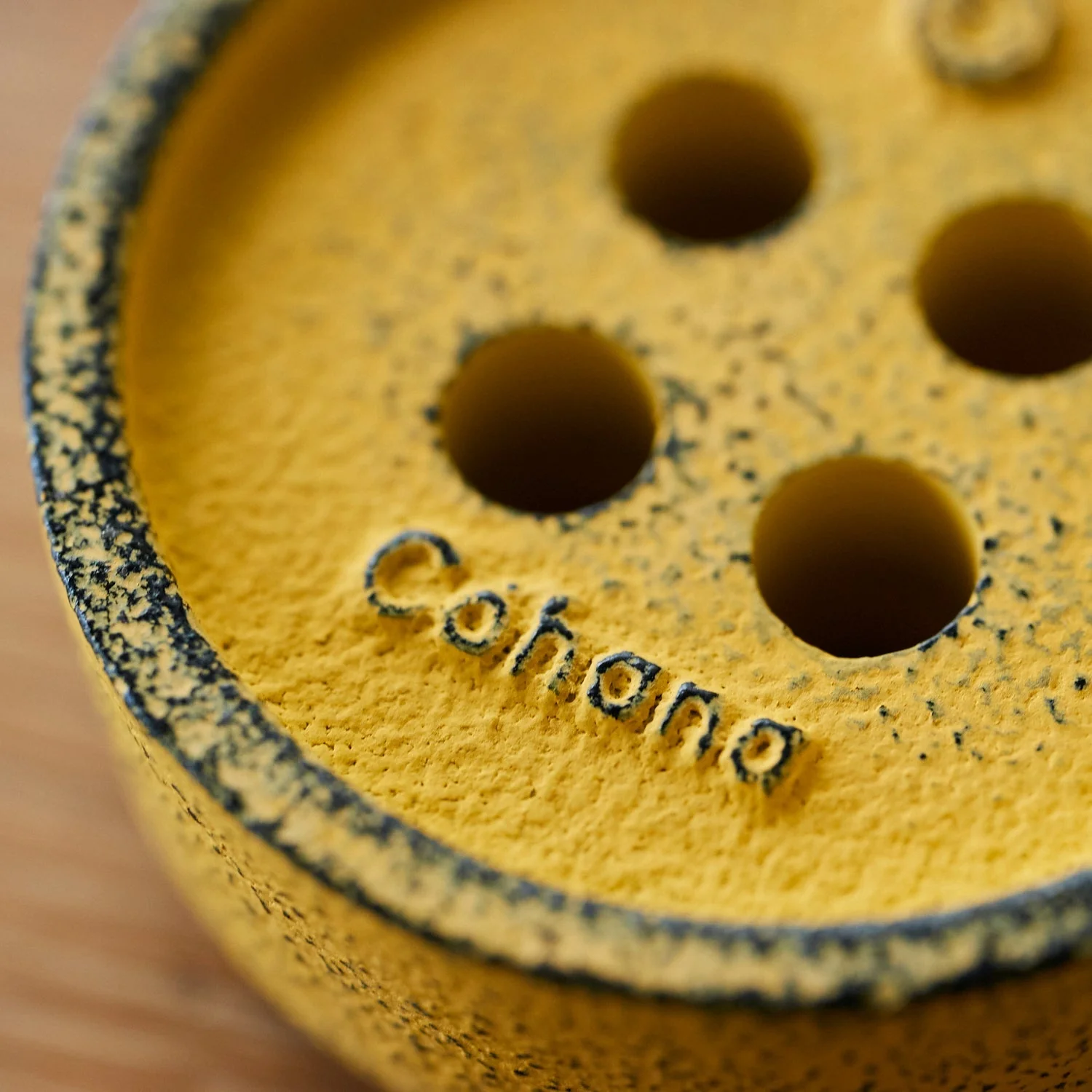 Cohana Cast Iron Paperweight - Image 7