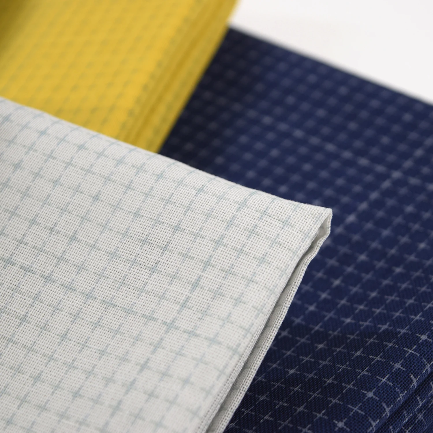 Daruma Sashiko Cloth Grid Type - Image 3