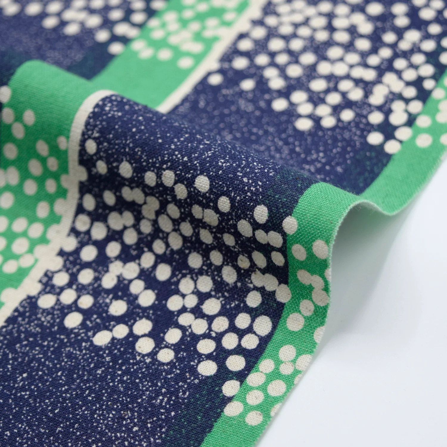 echino Field Cotton Linen Sheeting - Navy x Green EKX-98130-32 - Image 2