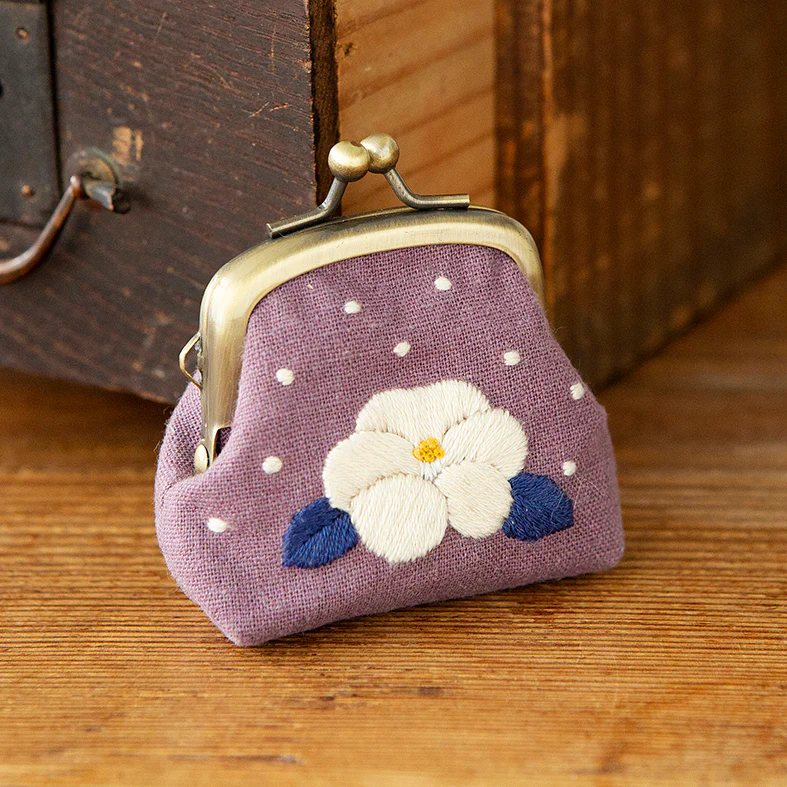 Floral Embroidery Frame Purse Kit - Camellia