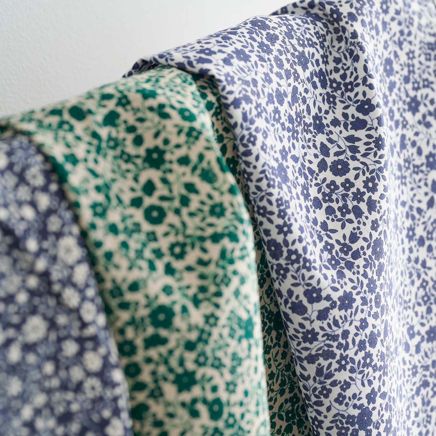 Flownny Petit Flowers Cotton Lawn - White x Blue NFA-1040-43 - Image 4