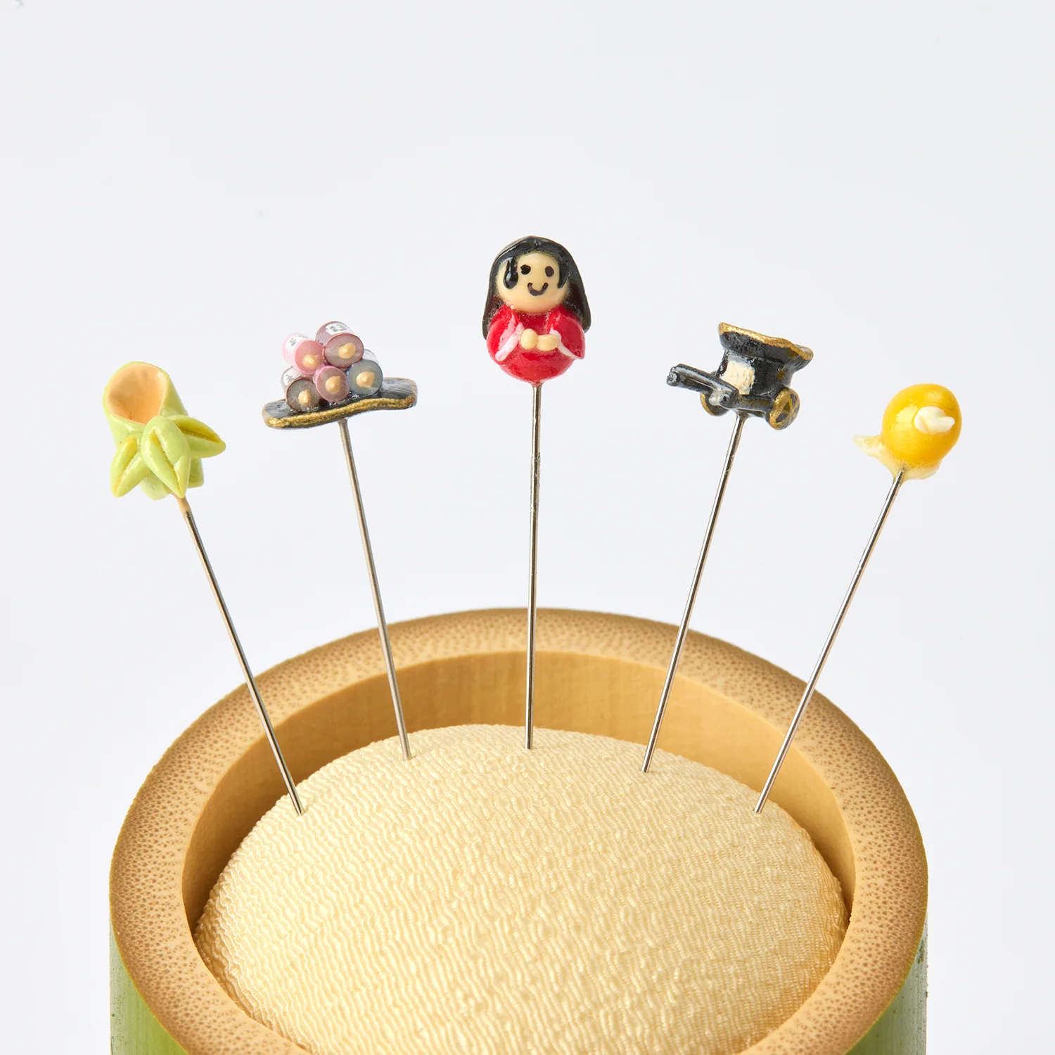 Folk Tale Kaguyahime Marking Pins & Pincushion - Image 5