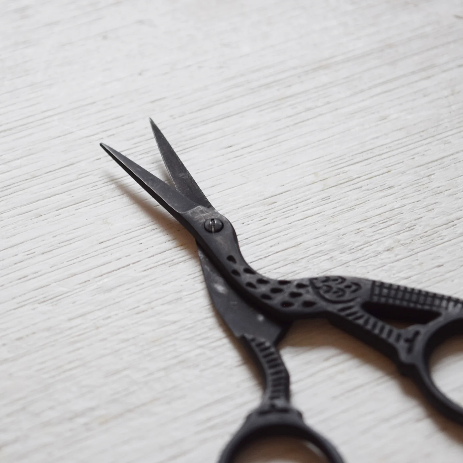 Hiro Black Crane Scissors - Image 3