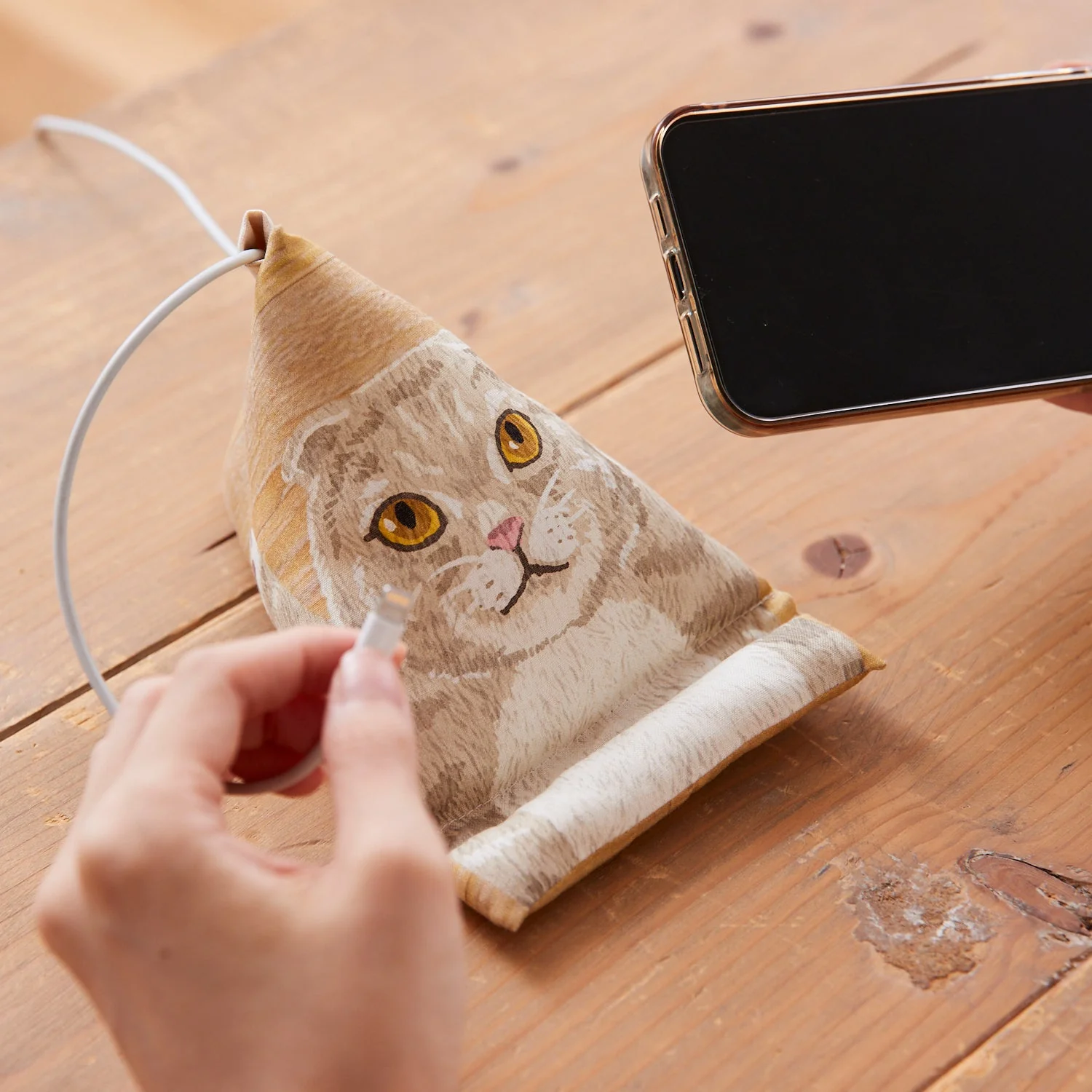 Home Deco Cat Friends Wooden Look Sheeting - Image 6