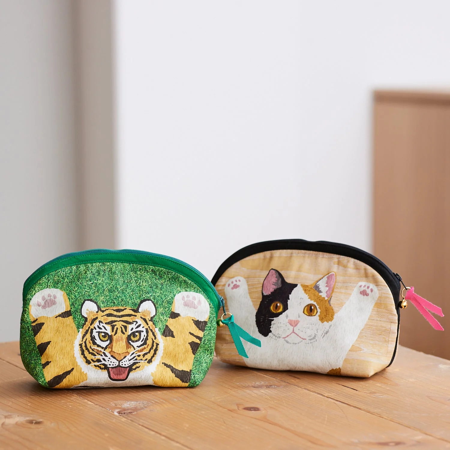 Home Deco Cat Friends Wooden Look Sheeting - Image 9