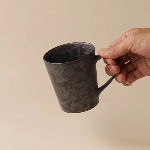 [Kokka Lifestyle] Black Rust Glaze Mug - Image 2