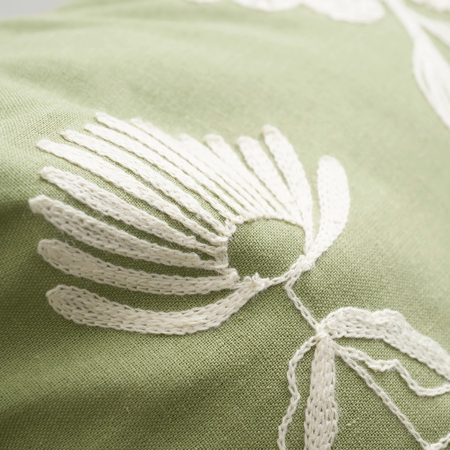 [Kokka Lifestyle] Bookhou Embroidered Cushion Cover - Green - Image 3