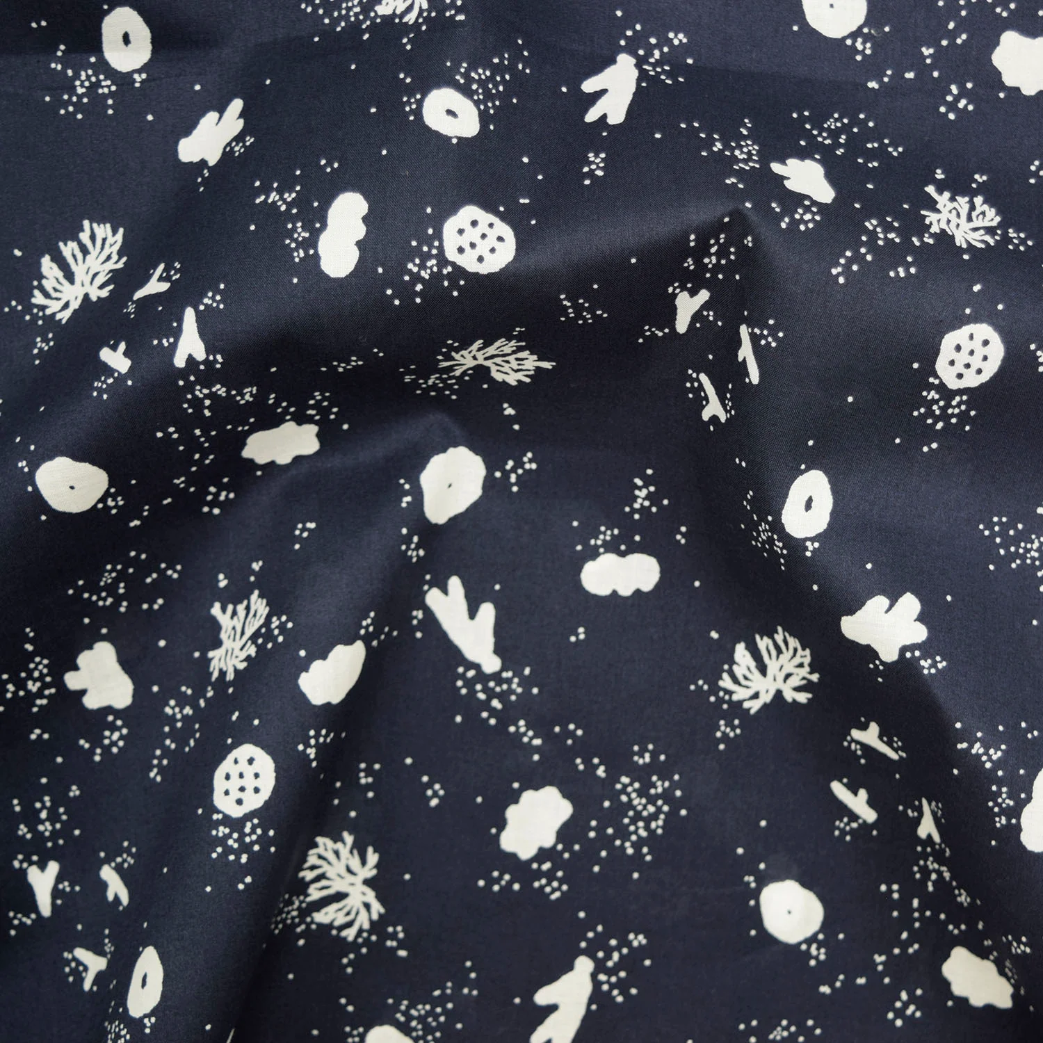 MUDDY WORKS Coral Organic Cotton Lawn - Navy EKX-142-1