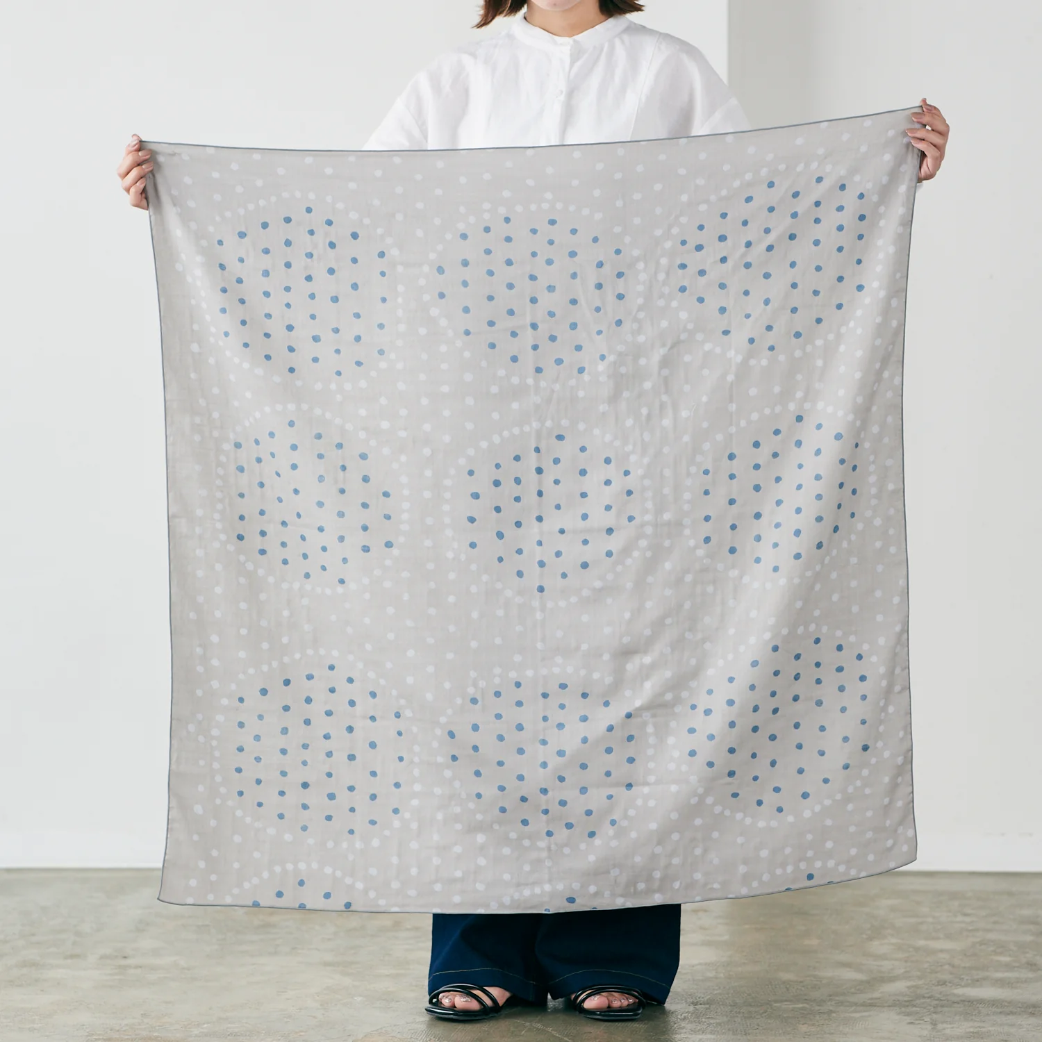 nani IRO Double Organic Gauze Furoshiki - Image 3