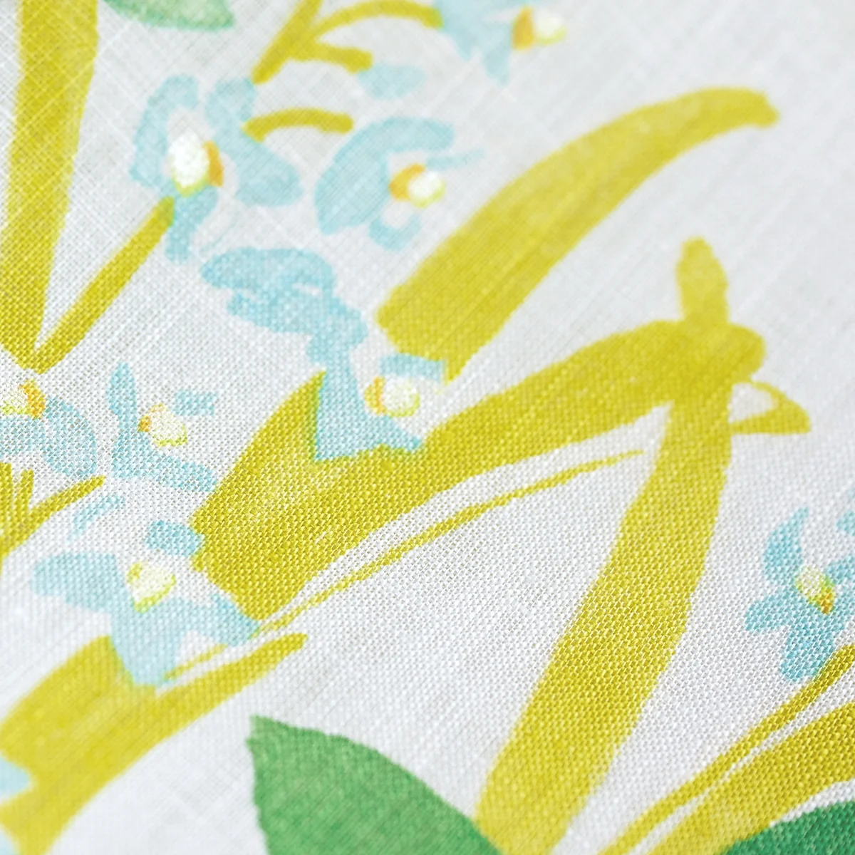 nani IRO Margo Lightweight Linen Sheeting - White EGX-11361 - Image 4