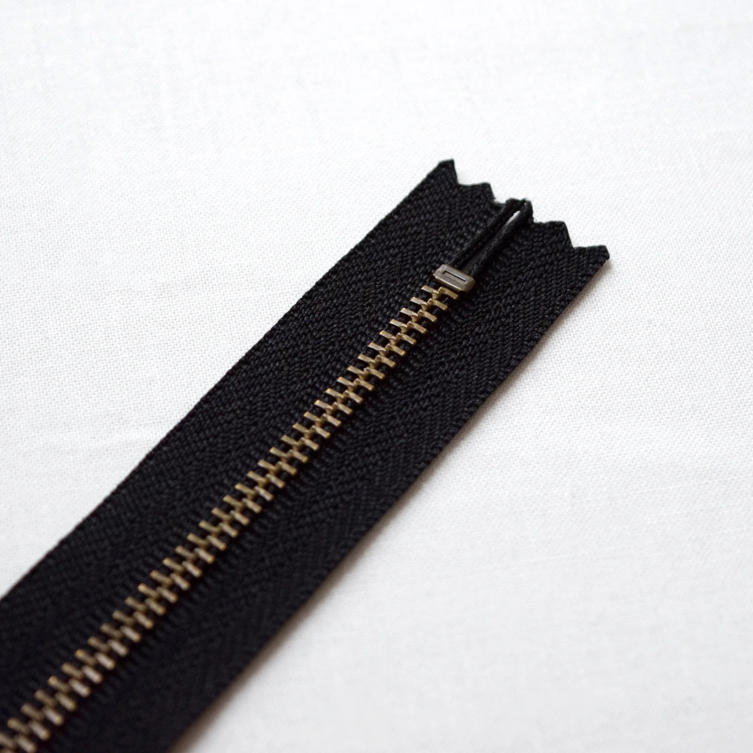 YKK Ball Chain Zippers 30CM - Image 3